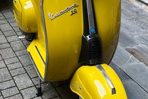 Vespa 50