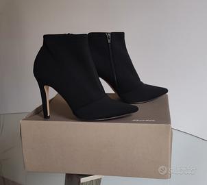Stivaletto nero Bata-quasi nuovo -tacco 10 cm-n 37