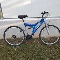 Bicicletta Mountain bike 
