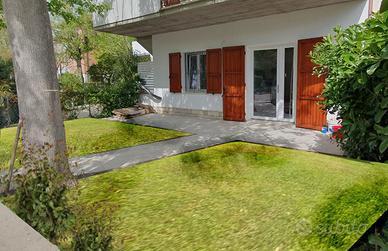 Villetta nuova indipendente, a pochi metri dal mar