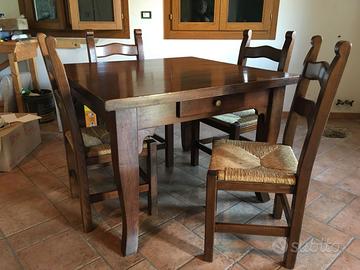 Tavolo in legno quadrato 110 x 110 cm e 4 sedie