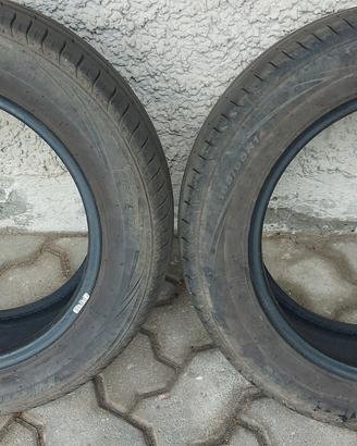set quattro pneumatici 