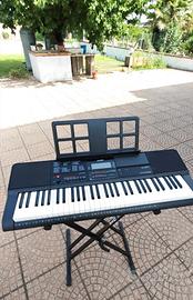 Tastiera Casio CT-X700 con supporto 