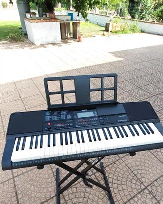 Tastiera Casio CT-X700 con supporto 