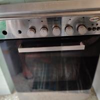 Cucina a gas con forno a gas ventilato