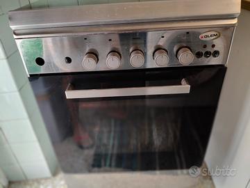 Cucina a gas con forno a gas ventilato