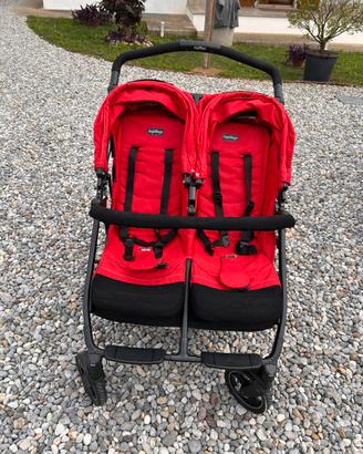 Passeggino gemellare-fratellare Pegperego