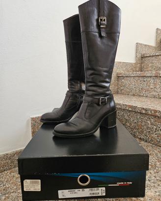 Stivali Nero Giardini n. 35