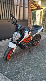 Ktm Duke 390