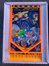 Flipper da tavolo vintage nuovo spaziale