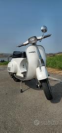 Vespa 50 special 