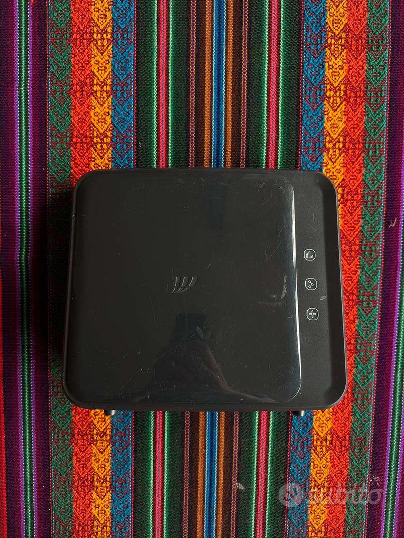 Modem Router Fastweb FASTgate - Informatica In vendita a Lecco