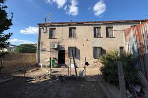 Casa indipendente di 150 m² con più di 5 locali e 
