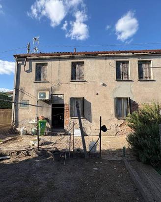 Casa indipendente di 150 m² con più di 5 locali e 