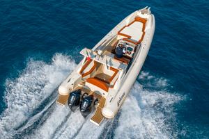 Solemar 30 SX con 2 x 250 HP Mercury