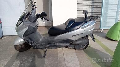 Suzuki Burgman 150 2004 usato