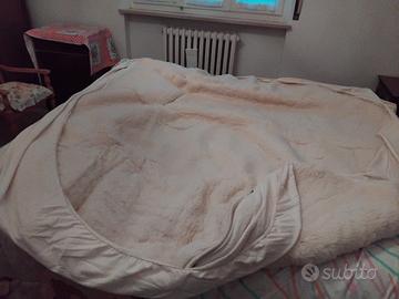 Coprimaterasso matrimoniale antidecubito usato