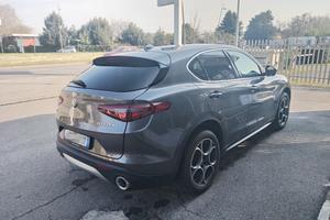 Stelvio 2.0 benzina 200 cv