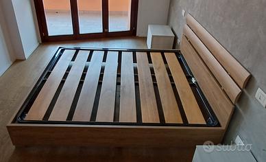 Letto matrimoniale 