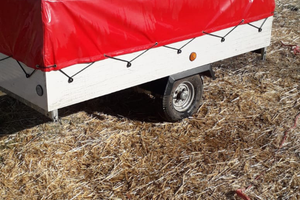 Carrello tenda con documenti