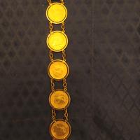 valuto  sterline e monete d'oro 