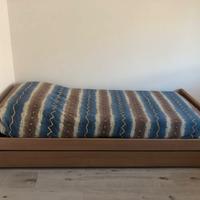 Letto singolo con secondo letto estraibile