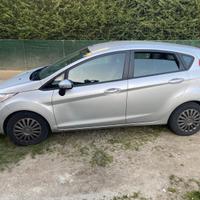 Ford fiesta 1.4 gpl
