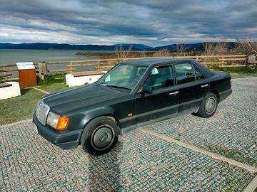 Mercedes 200E W124 Leggere bene