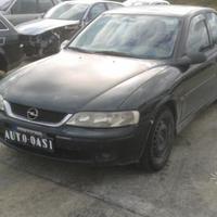 Opel Vectra 2.0 td 00 per Ricambi