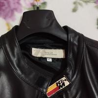 Giubbotto uomo in pelle nera .