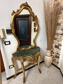 Console con specchiera barocco con piano in marmo