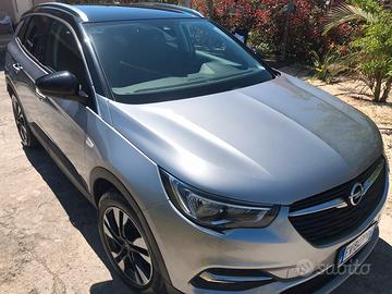 Opel  Grandland x 1,5 turbo diesel