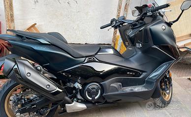 Yamaha T Max 560 - 2023