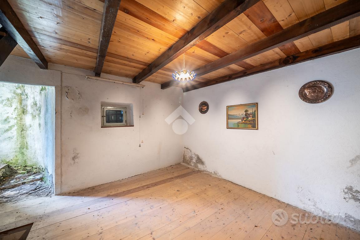 RUSTICO A ROVERÈ VERONESE - Altro