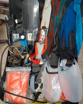 attrezzature varie per immersione 