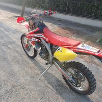 Hm crm f490 - 2008