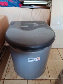 gabinetto WC chimico portatile mai usato 