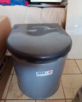 gabinetto WC chimico portatile mai usato 