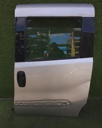 PORTA LATERALE VETRATA FIAT Doblo Serie (09>15)