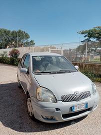 Toyota Yaris 2004