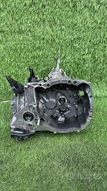CAMBIO MANUALE COMPLETO RENAULT Clio Serie IV JH39