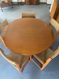 Tavolo rotondo allungabile e 5 sedie