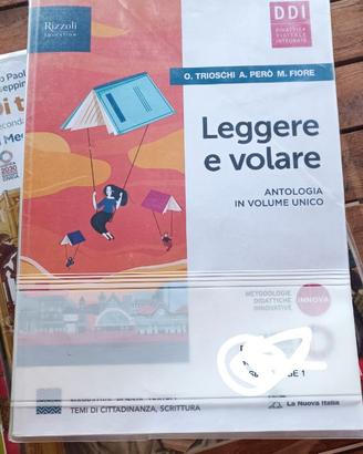 Leggere e volare libro di antologia