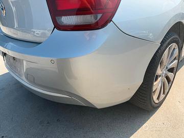 Paraurti posteriore con sensori di parcheggio BMW 
