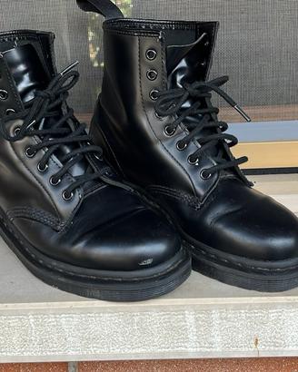 Stivaletti uomo Dr Martens Airwair n.42