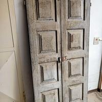 Portone epoca 700 da restaurare