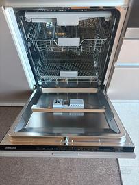 LAVASTOVIGLIE SAMSUNG DA INCASSO 14 COPERTI