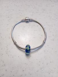 Bracciale Pandora Moments con  Charm  