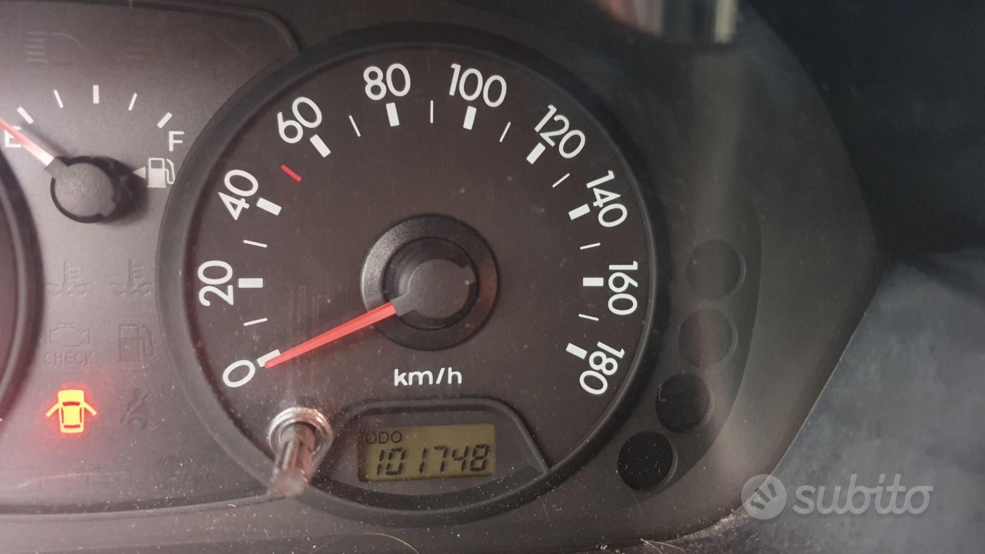Kia Picanto 2006 photo 3