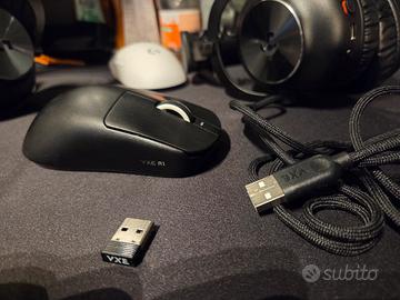 VXE R1 Wireless Gaming Mice - Ultra Light (PAW3395